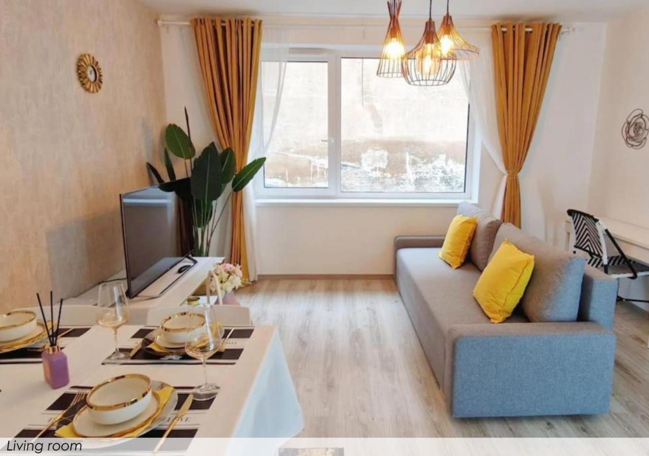 B101 - Liberty Bridge Lovely Home With Free Parking Budapest Eksteriør billede